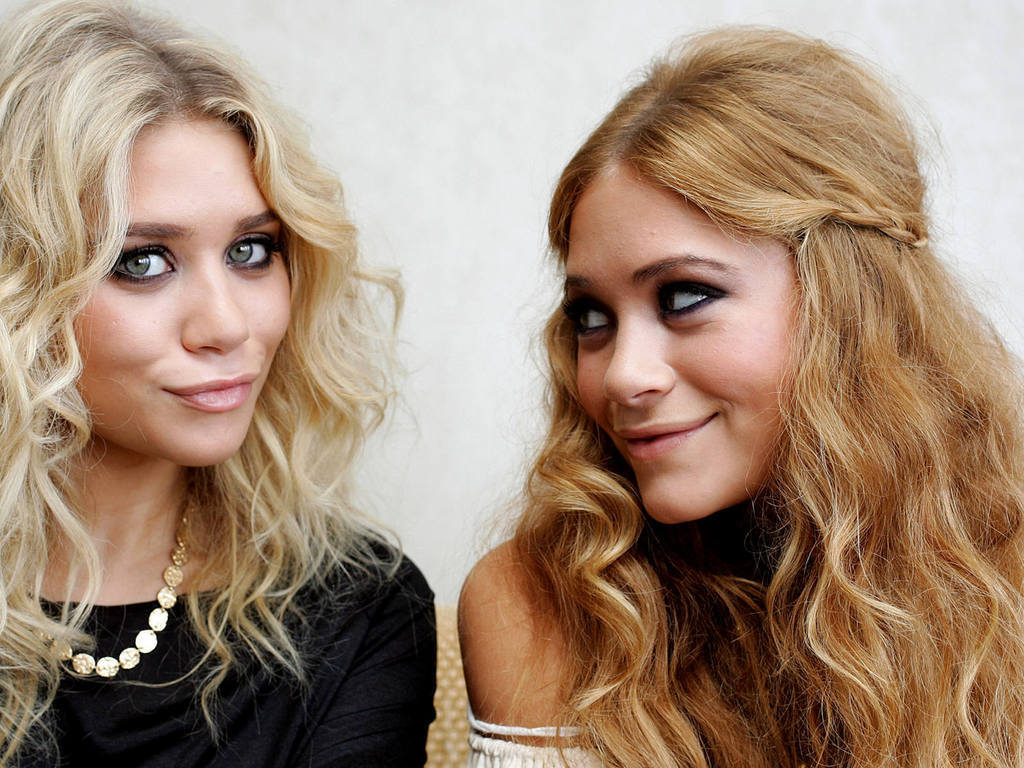 Olsen Twins Mary Kate And Ashley Olsen 17376436 1024 768 الراقية