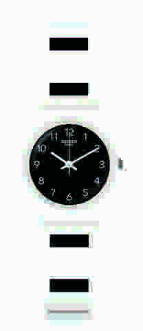 ساعة سوداء انيقة
